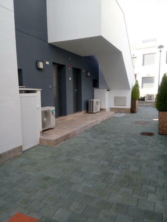 Apartment Lamar - *
